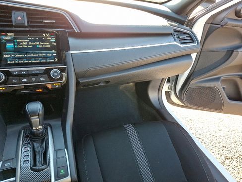 Certified 2019 Honda Civic EX image 16