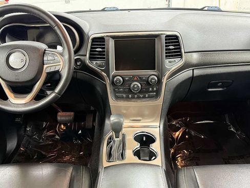 Used 2016 Jeep Grand Cherokee Limited AWD/4WD image 27