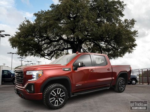 Used 2021 GMC Sierra 1500 AT4 w/ AT4 Preferred Package image 1