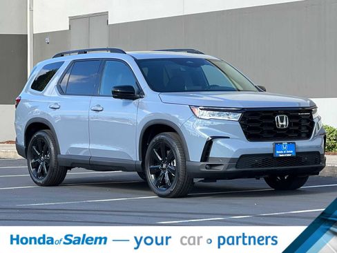 New 2025 Honda Pilot Black Edition image 9