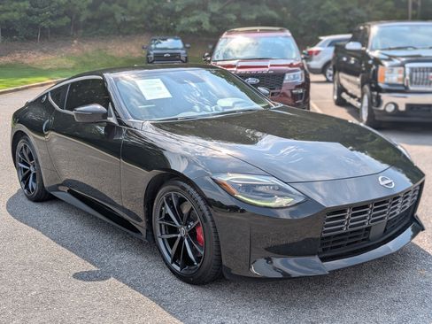 Used 2024 Nissan Z Performance w/ Floor Mat Package RWD image 11