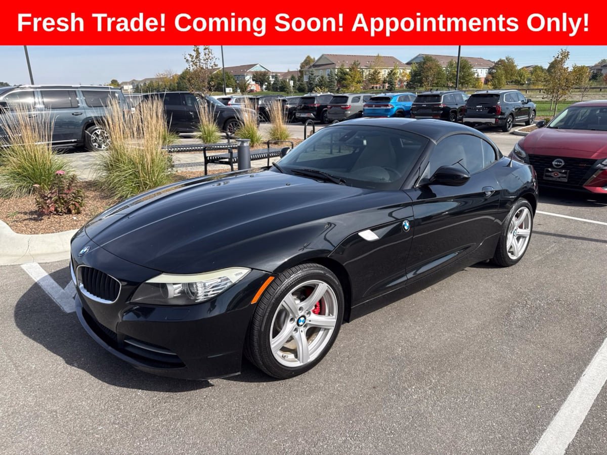 Used 2011 BMW Z4 sDrive30i RWD image 1