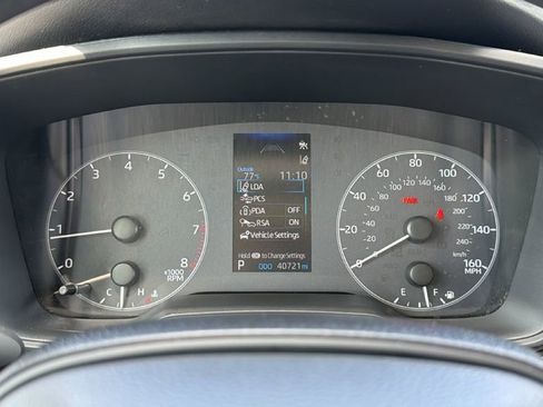 Certified 2025 Toyota Corolla LE image 24