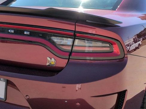 Used 2019 Dodge Charger Scat Pack w/ Navigation & Travel Group image 12