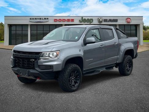 Used 2022 Chevrolet Colorado ZR2 w/ ZR2 Dusk Special Edition AWD/4WD image 8