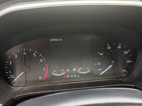 Used 2020 Ford Escape SE FWD image 2