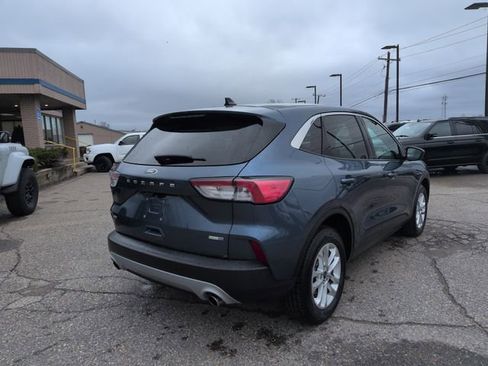 Certified 2020 Ford Escape SE image 5