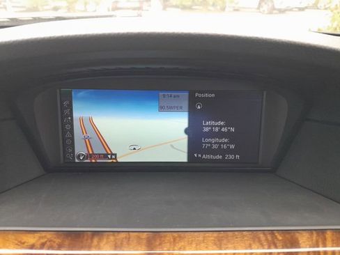 Used 2010 BMW 535i xDrive Sedan image 9