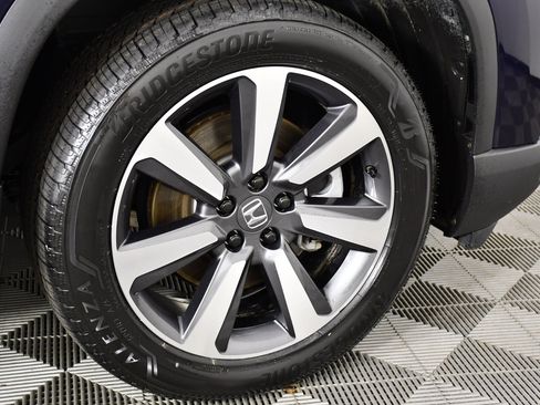 Used 2025 Honda Pilot Touring image 54