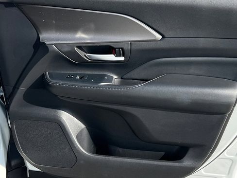 Used 2024 Toyota Grand Highlander XLE image 23