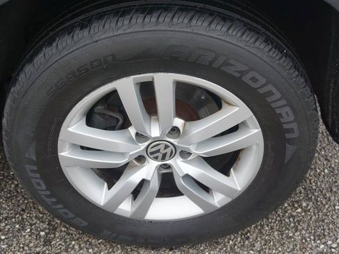 Used 2015 Volkswagen Tiguan S FWD image 20