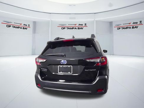 Used 2024 Subaru Outback Premium AWD/4WD image 43