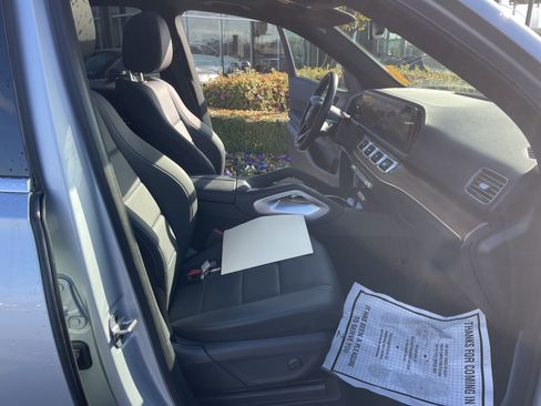 Certified 2024 Mercedes-Benz GLE 350 4MATIC w/ Winter Package image 35