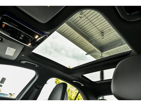 Certified 2026 Mercedes-Benz C 300 4MATIC Sedan image 10