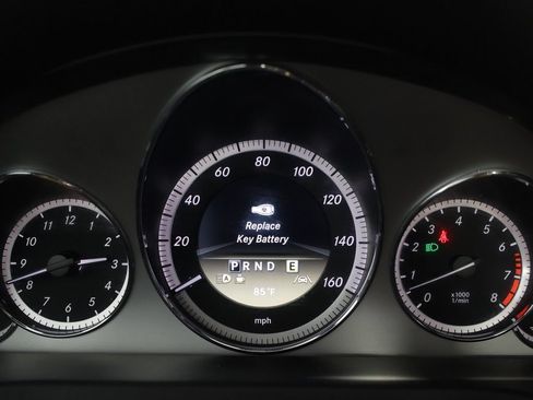 Used 2012 Mercedes-Benz E 350 4MATIC Coupe image 39