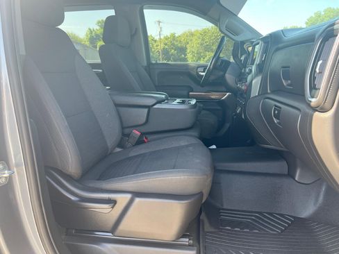 Used 2021 Chevrolet Silverado 1500 RST AWD/4WD image 9
