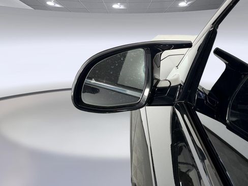 Used 2023 BMW XM AWD/4WD image 21