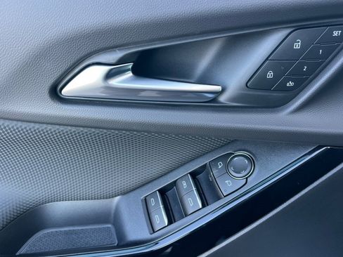 New 2026 Chevrolet Equinox RS w/ Convenience Package III image 8