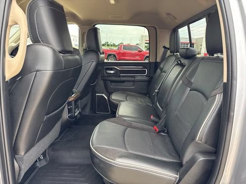 Used 2022 RAM 2500 Laramie AWD/4WD image 11