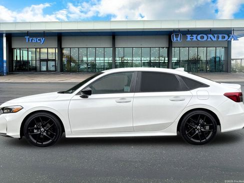 Certified 2025 Honda Civic Sport image 11