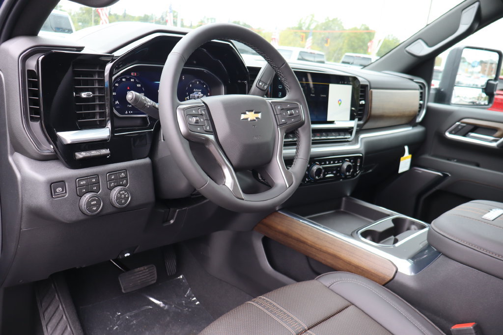 New 2026 Chevrolet Silverado 3500 High Country w/ High Country Premium Package AWD/4WD image 6