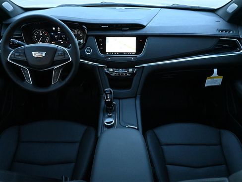 New 2026 Cadillac XT5 Premium Luxury w/ Driver Assist Package image 7