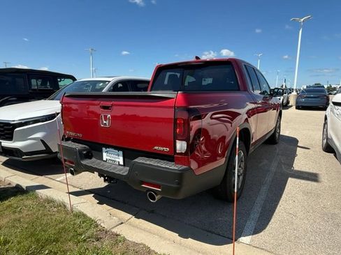 Used 2023 Honda Ridgeline RTL-E image 2