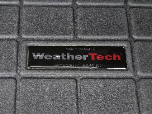 Used 2019 Jeep Cherokee Latitude Plus FWD image 15