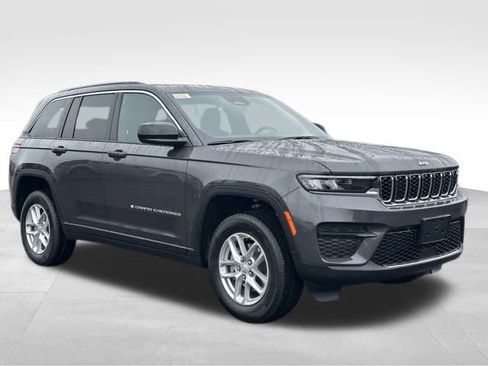 New 2025 Jeep Grand Cherokee Laredo X w/ Luxury Tech Group I image 1