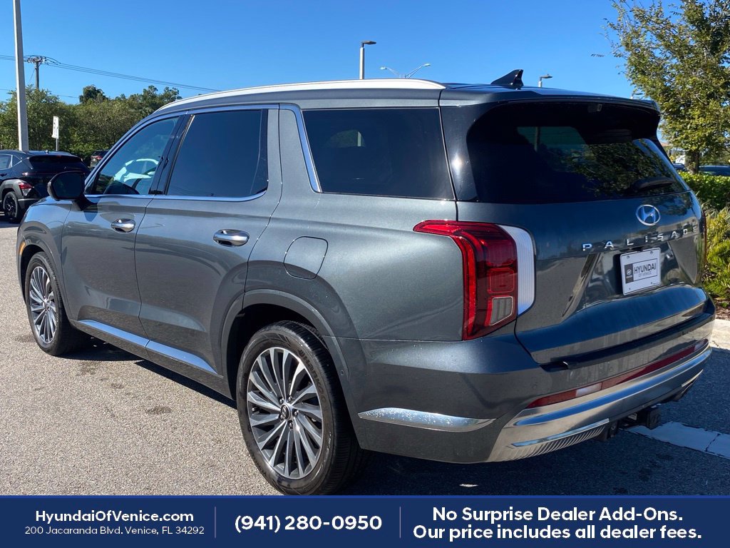 Certified 2024 Hyundai Palisade Calligraphy FWD image 13