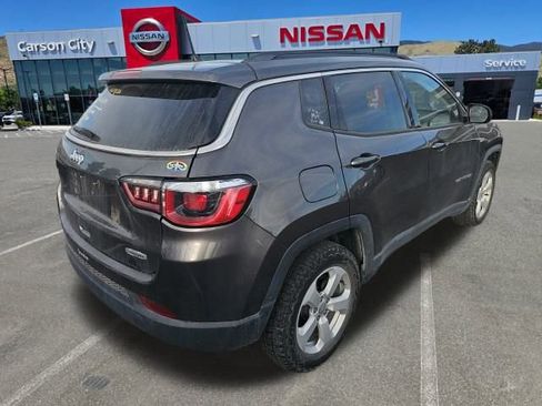 Used 2018 Jeep Compass Latitude image 8
