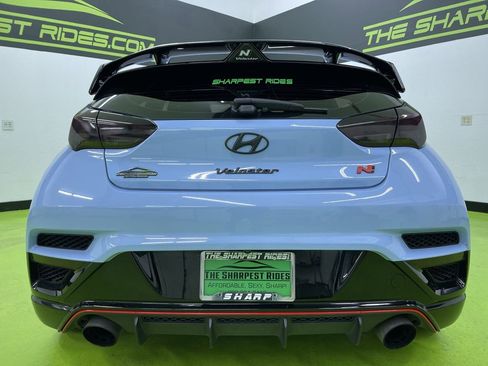 Used 2020 Hyundai Veloster N w/ Performance Package image 8