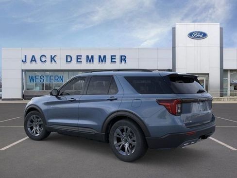 Used 2026 Ford Explorer Active w/ Active Comfort Package AWD/4WD image 34