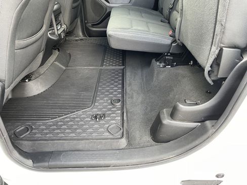 Certified 2022 RAM 1500 Big Horn image 39