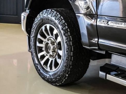 Used 2021 Ford F250 Lariat w/ Lariat Value Package image 51