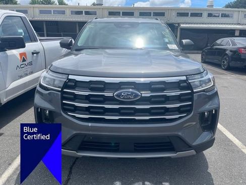 Certified 2025 Ford Explorer Active w/ Active Comfort Package RWD image 2