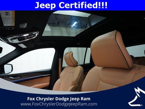 Certified 2023 Jeep Grand Cherokee Summit image 32