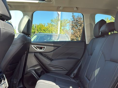 Used 2020 Subaru Forester Touring AWD/4WD image 22