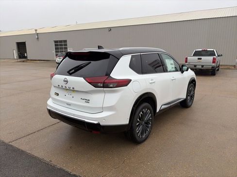New 2026 Nissan Rogue Platinum image 6