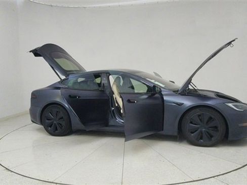Used 2024 Tesla Model S Base image 70