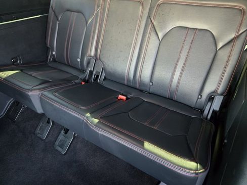 Certified 2022 Ford Expedition Limited image 30