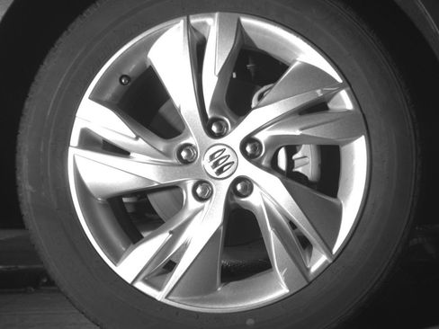 Used 2025 Buick Encore GX Preferred image 13