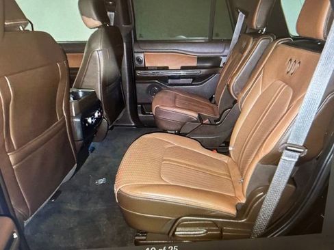Used 2023 Ford Expedition King Ranch RWD image 9