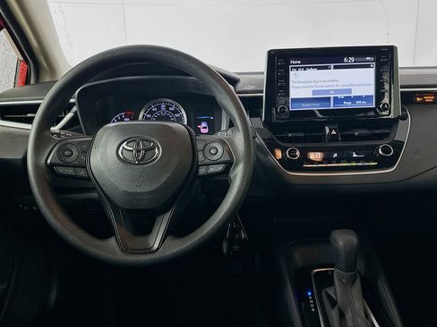 Used 2020 Toyota Corolla LE image 17