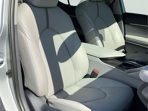 Used 2023 Toyota Camry XSE image 43