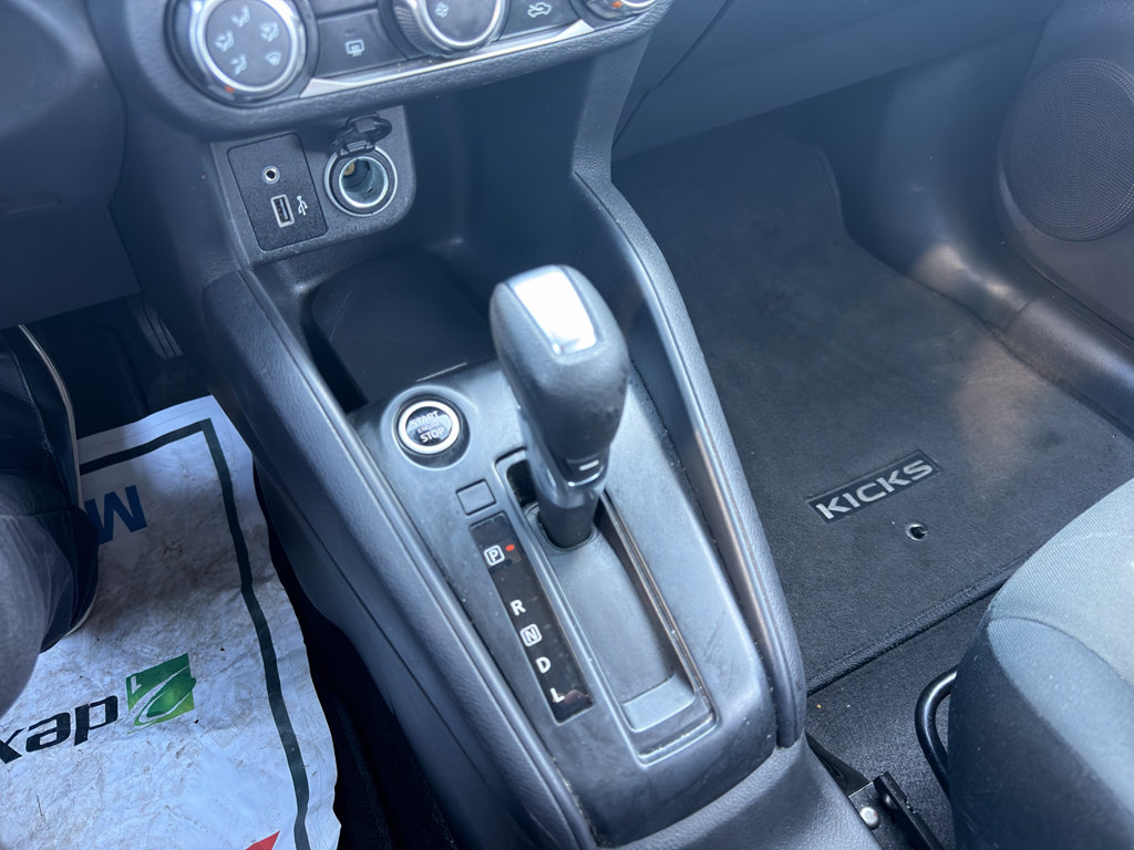 Used 2024 Nissan Kicks S FWD image 17