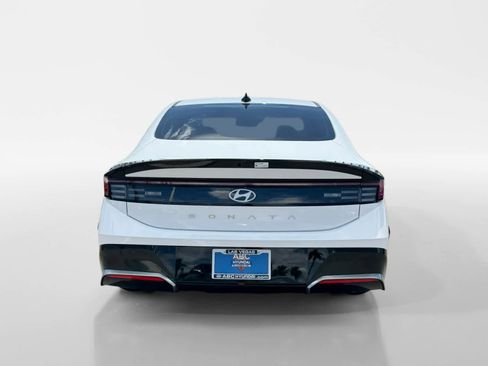 New 2025 Hyundai Sonata SEL image 4
