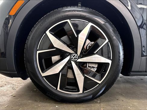 Used 2023 Volkswagen ID.4 Pro S RWD image 36