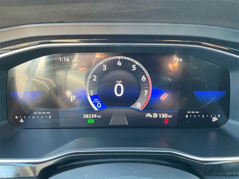 Used 2024 Volkswagen Jetta SE image 17