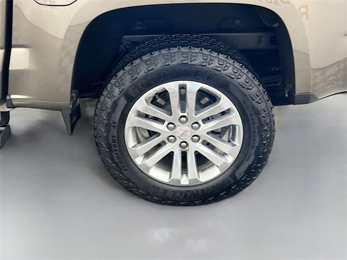 Used 2016 GMC Canyon SLT w/ Driver Alert Package image 34